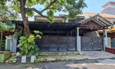 Rumah 2,5 Lantai Rungkut Asri dekat Rungkut Industri, UPN, Tol Juanda
