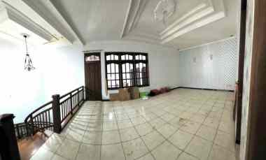 dijual rumah rungkut asri