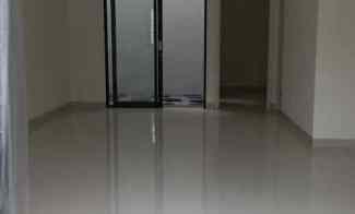 Rungkut Menanggal, Rumah Baru Gress 2 Lt, Kusen Aluminium Alexindo