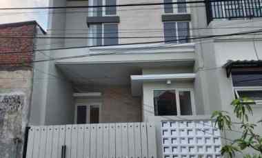 dijual rumah rungkut menganggal