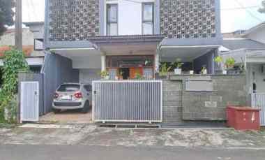 dijual rumah salendro timur