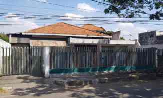 Rumah Pusat Kota Sam Ratulangi dekat Darmo, Kartini, Pandegiling