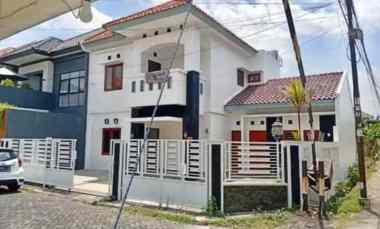 dijual rumah samping hotel hyatt yogyakarta