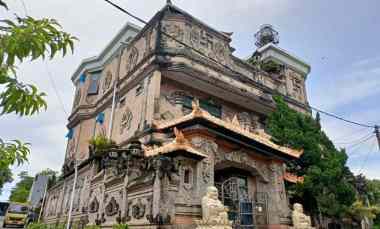 dijual rumah sari dana