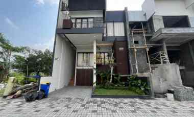 dijual rumah sariharjo ngaglik sleman