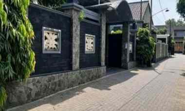 Jual Rumah Murah dan Luas di jl Damai jl Kaliurang Yogya