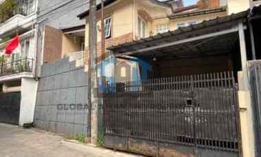 dijual rumah sariwangi