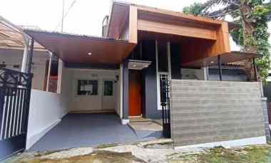 dijual rumah sariwangi regency