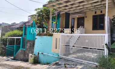 dijual rumah sariwangi regency