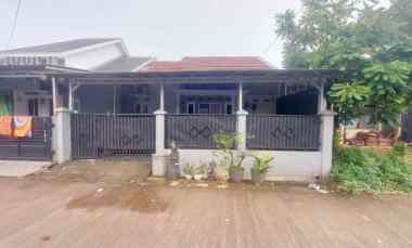 gambar dijual rumah sasakpanjang permai