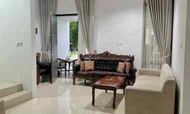 dijual rumah sawangan depok
