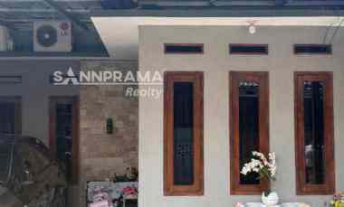 gambar dijual rumah sawangan depok