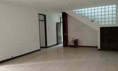 dijual rumah sayap pasteur