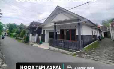 dijual rumah sd model