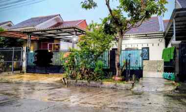 dijual rumah second kondisi baik siap huni
