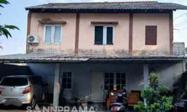 dijual rumah second shm dekat stasiun depok lama