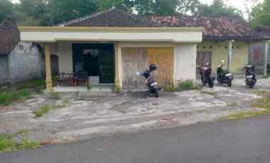 dijual rumah second temurejo manisrenggo