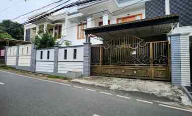dijual rumah secondary fully furnished di duren sawit