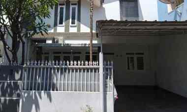 dijual rumah secondary terawat dalam komplek