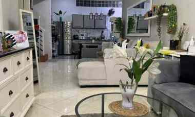 dijual rumah sektor 7b