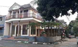 Rumah Dijual Posisi Hook 2 Lantai di Sektor Melati GDC dekat Alun-alun