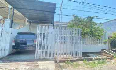 dijual rumah semolowaru