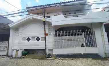 dijual rumah semolowaru