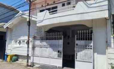 dijual rumah semolowaru