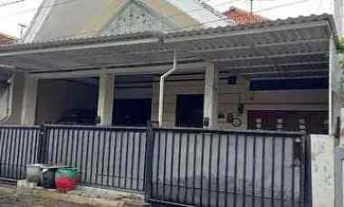 dijual rumah semolowaru selatan