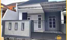 Rumah Baru dekat Pasar Sendangmulyo Tembalang Kota Semarang