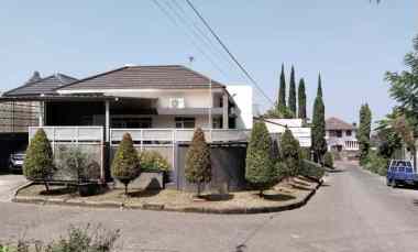 Dijual Rumah Full Furnish Daerah Setiabudi Kota Bandung