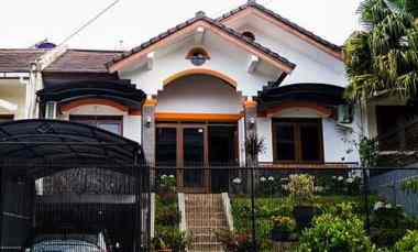 dijual rumah setiabudi setiabudhi