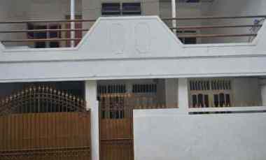 dijual rumah setro baru