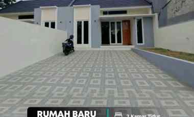 dijual rumah seyegan
