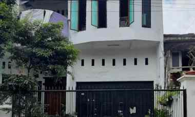 dijual rumah siap huni