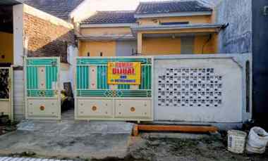 dijual rumah siap huni
