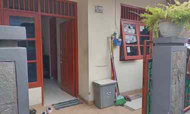 dijual rumah siap huni beji depok