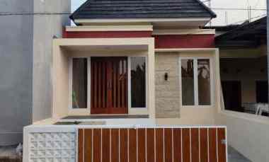 dijual rumah siap huni di gedawang banyumanik semarang