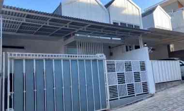 dijual rumah siap huni di komplek cihanjuang