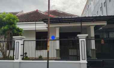 dijual rumah siap huni lokasi area suhat