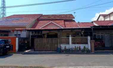 dijual rumah siap huni seharga 300 jt pontianak