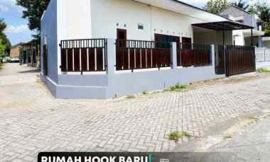 dijual rumah sidomoyo