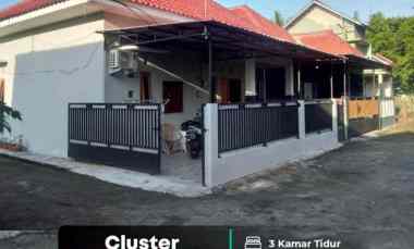 dijual rumah sidomoyo