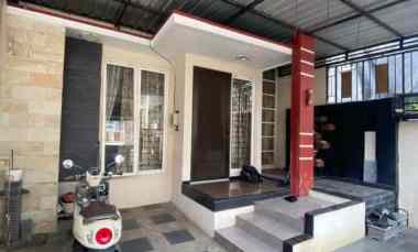 Dijual Rumah Plus Perabot Lokasi Sigura Gura Barat Kota Malang