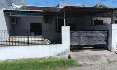 dijual rumah simpang darmo permai