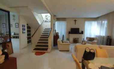 dijual rumah simpang darmo permai
