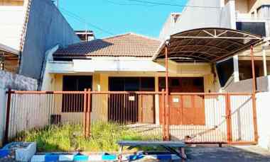 dijual rumah simpang darmo permai