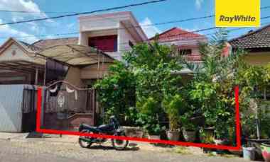 dijual rumah simpang darmo permai selatan