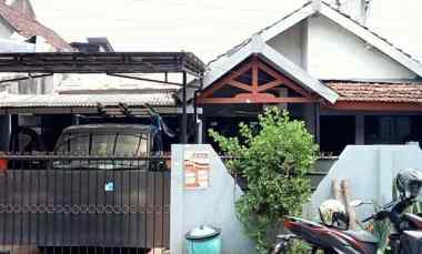 dijual rumah simpang teluk grajakan