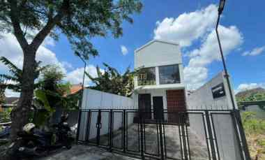 dijual rumah sinduharjo